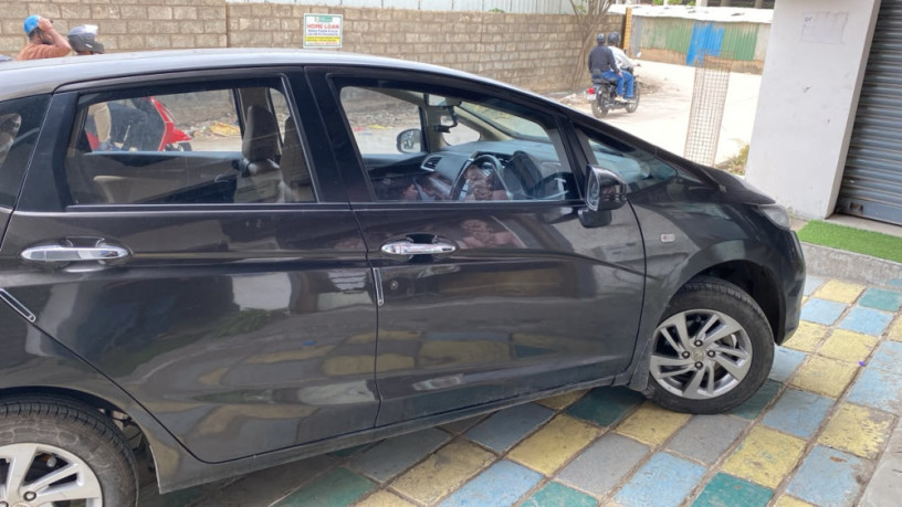 honda-jazz-2021-for-sale-big-0